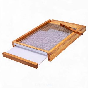10-Frame Langstroth Beehive Screened Bottom Board with Entrance Reducer